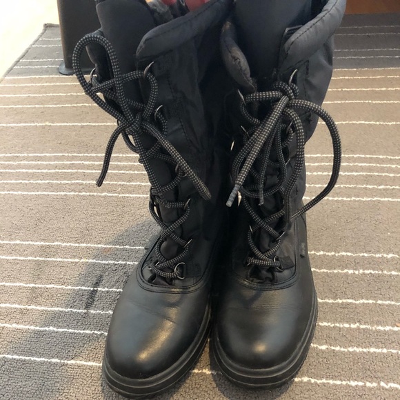 Coach Winter Boots - Picture 2 of 4